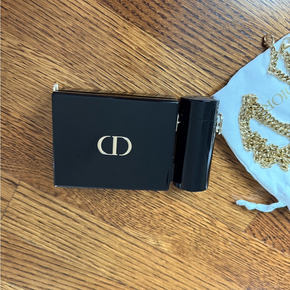 Authentic Dior DIOR MINAUDIERE LIMITED 2022 Holiday Case & lipstick set